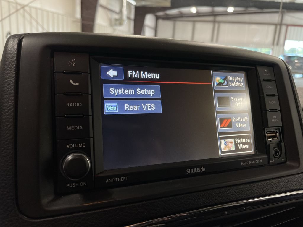 Used 2016 Dodge Grand Caravan SXT w/ Rear Park Assist Package FWD image 31