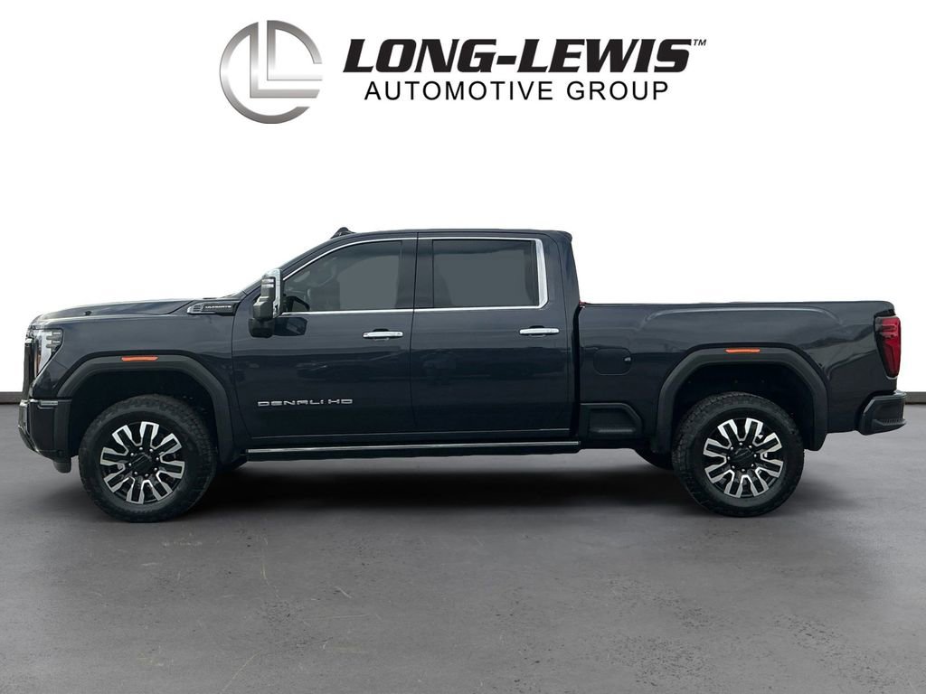 Used 2025 GMC Sierra 2500 Denali Ultimate image 2