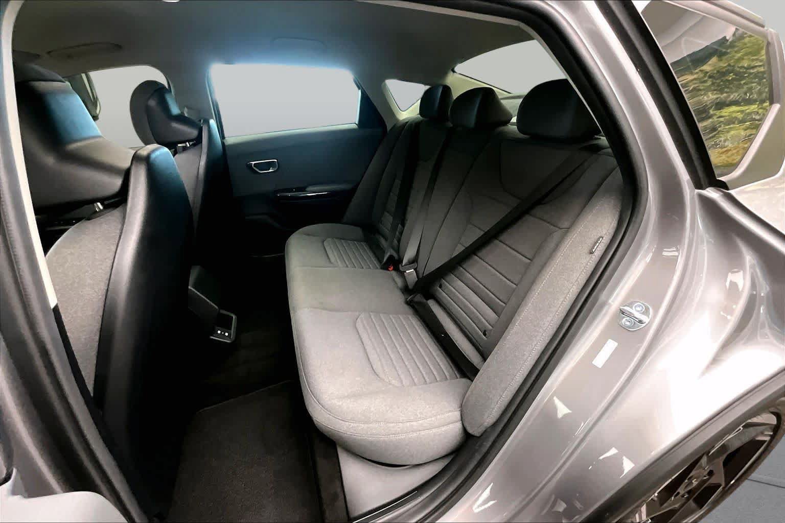 Used 2025 Kia K4 EX FWD image 19