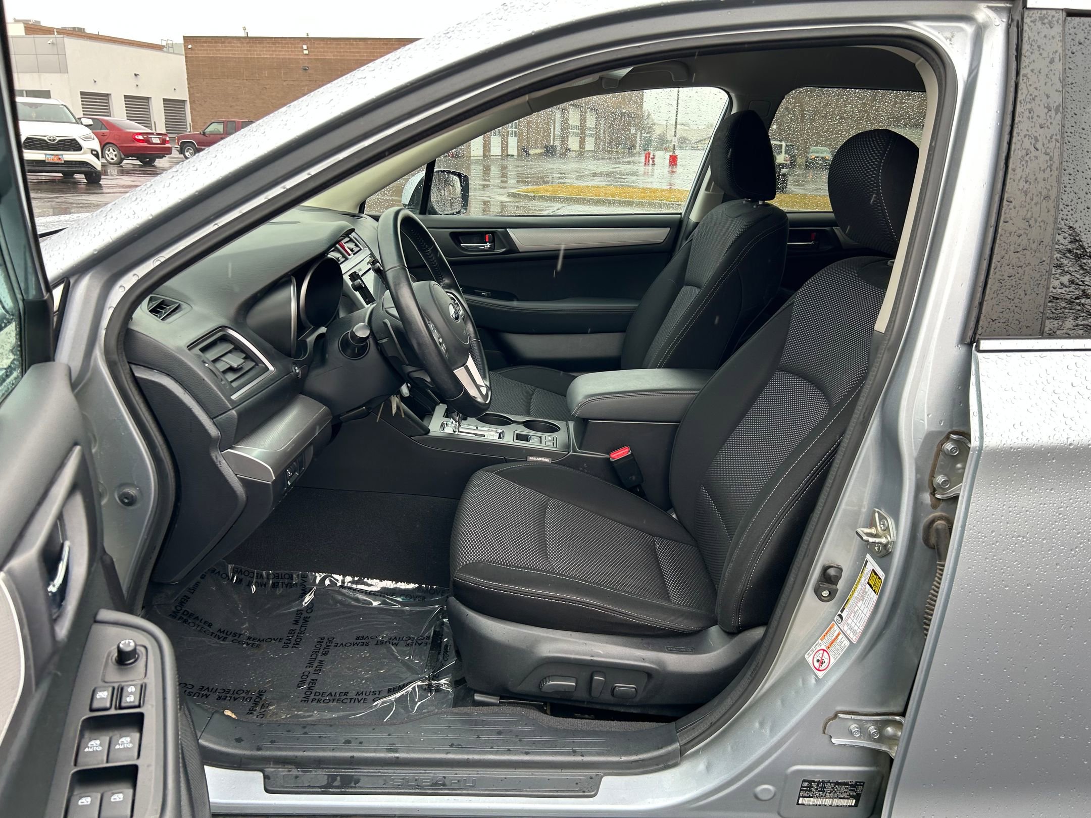 Used 2016 Subaru Outback 2.5i Premium image 10