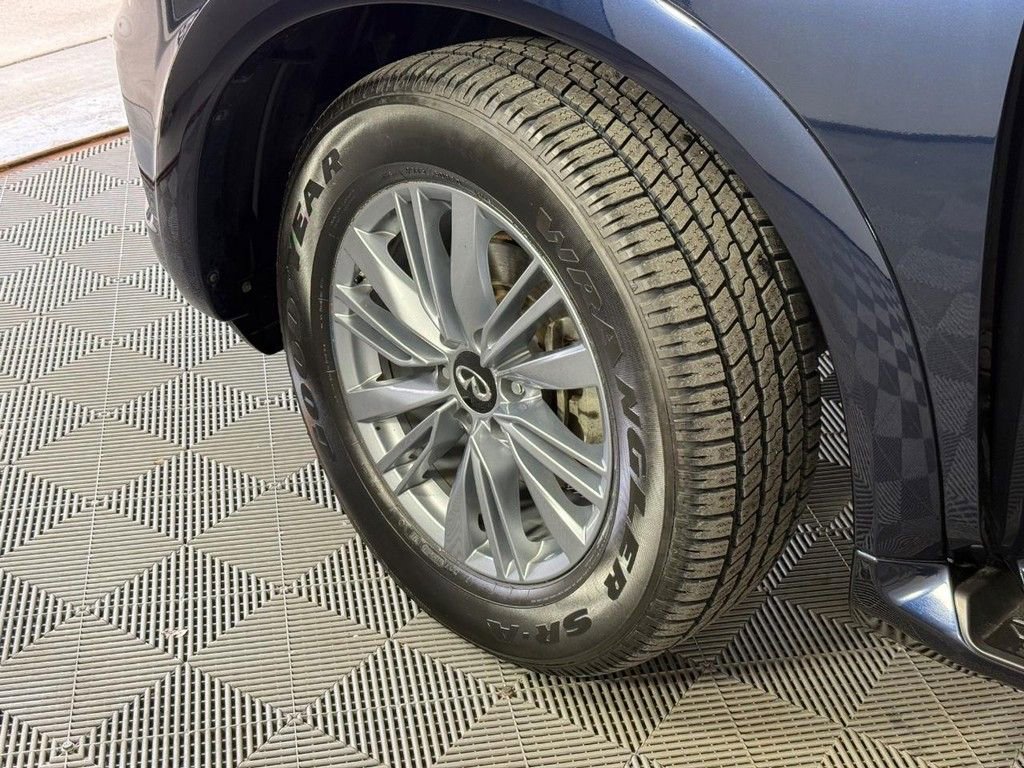 Used 2024 INFINITI QX80 Luxe image 13