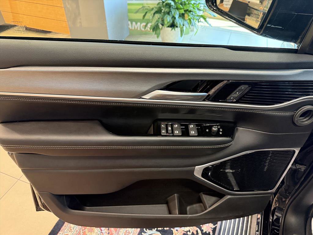 New 2026 Jeep Grand Wagoneer Limited image 16