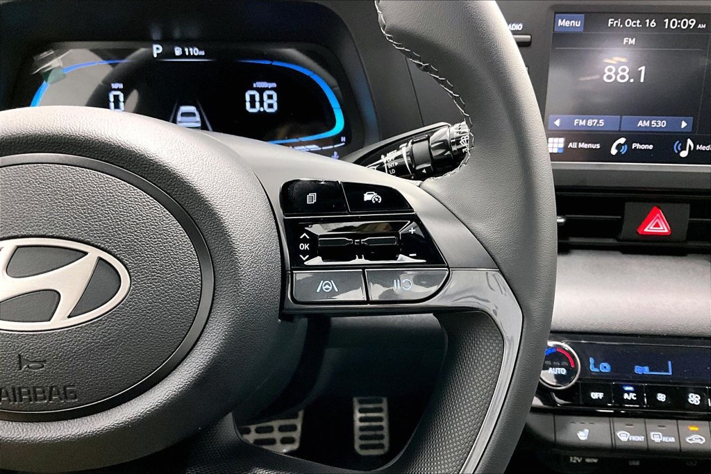 New 2026 Hyundai Elantra SEL Sport FWD image 14