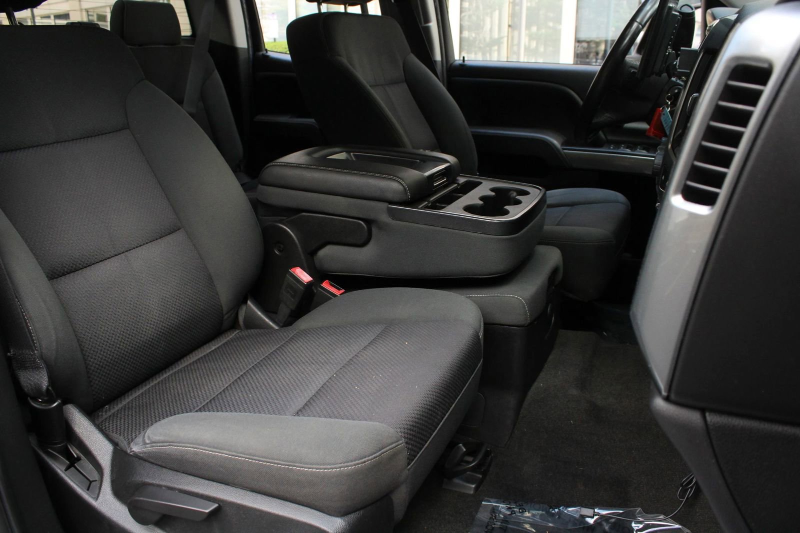 Used 2015 Chevrolet Silverado 1500 LT w/ All Star Edition AWD/4WD image 28