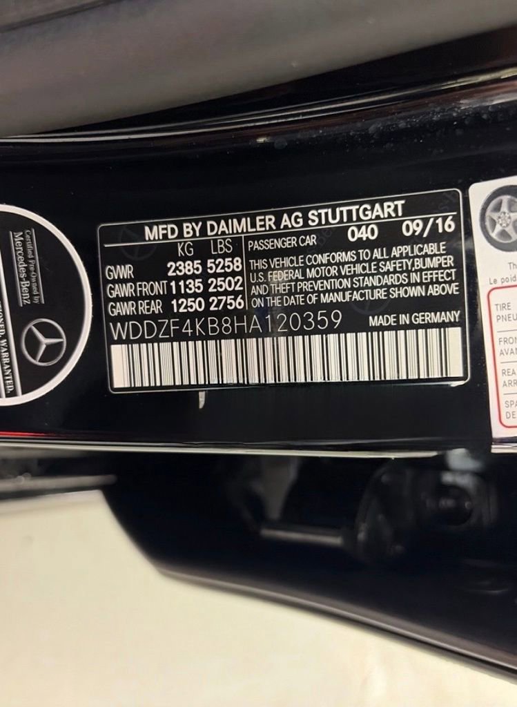 Used 2017 Mercedes-Benz E 300 4MATIC image 22