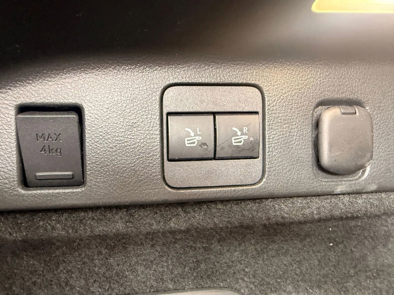 Used 2024 Lexus RX 350 FWD w/ Technology Package image 37