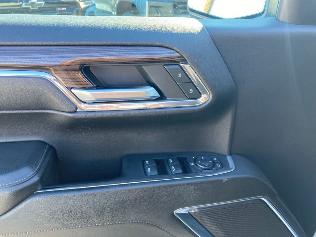 Used 2024 Chevrolet Silverado 1500 LT image 20