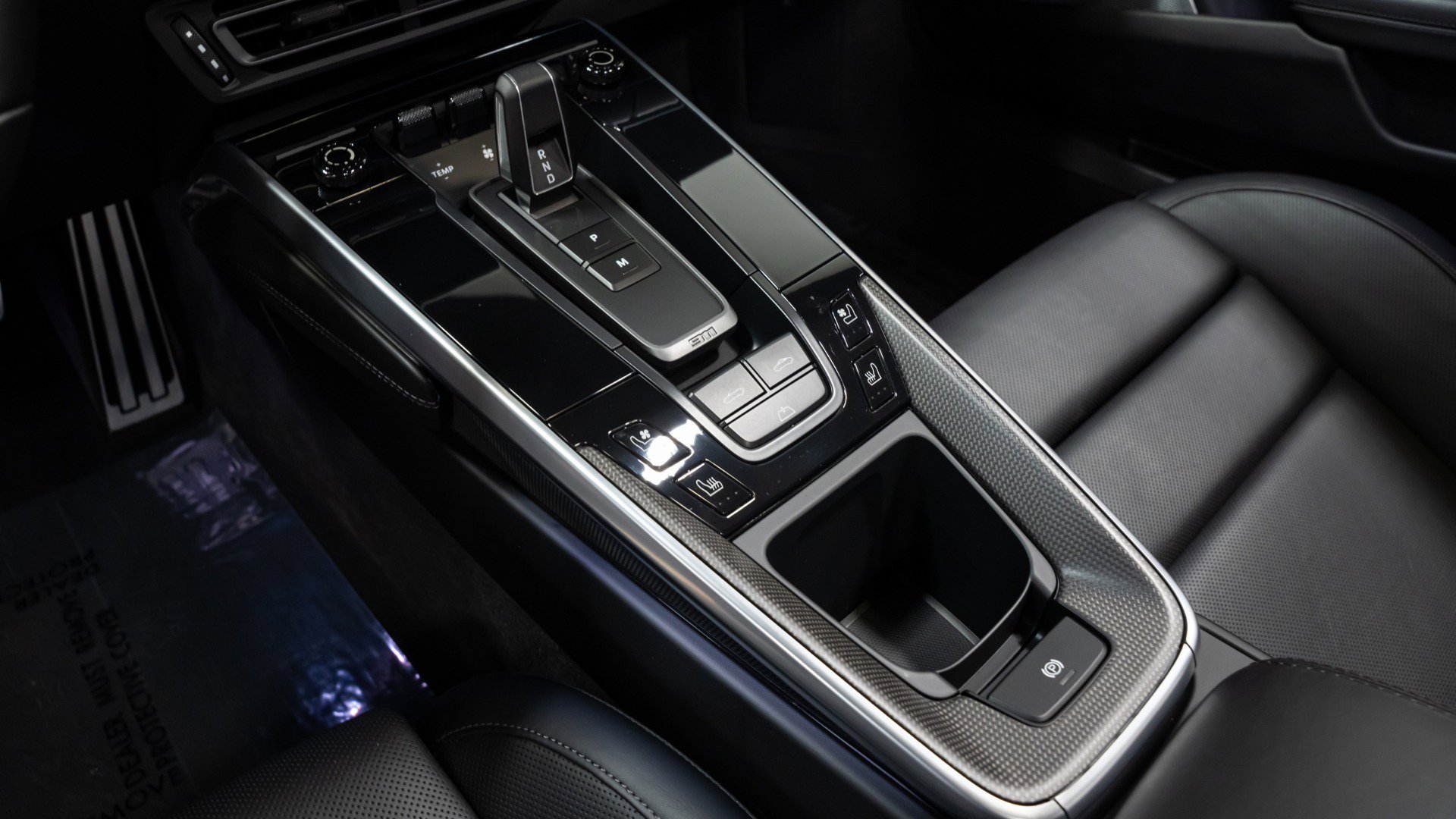 Used 2021 Porsche 911 Turbo S image 65