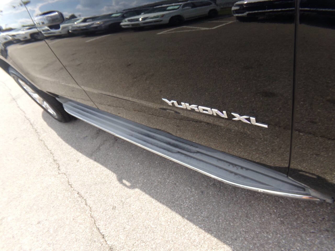 Used 2015 GMC Yukon XL SLT w/ Open Road Package image 49