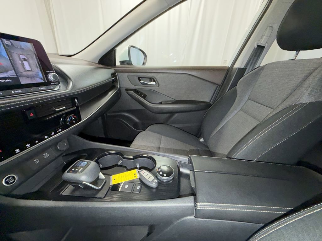 Used 2021 Nissan Rogue SV AWD/4WD image 21