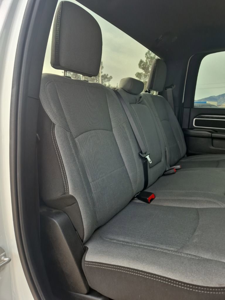 Used 2024 RAM 2500 Big Horn image 30
