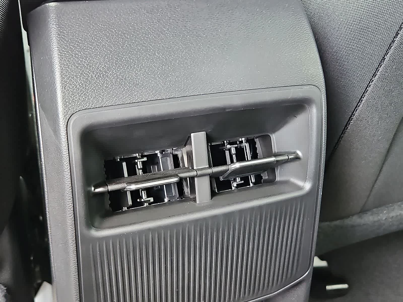 Used 2026 Jeep Cherokee AWD/4WD image 26