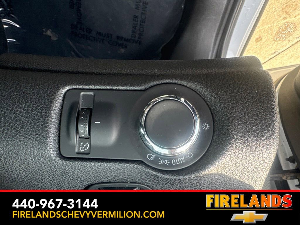 Used 2015 Chevrolet Malibu LT w/ Power Convenience Package FWD image 14