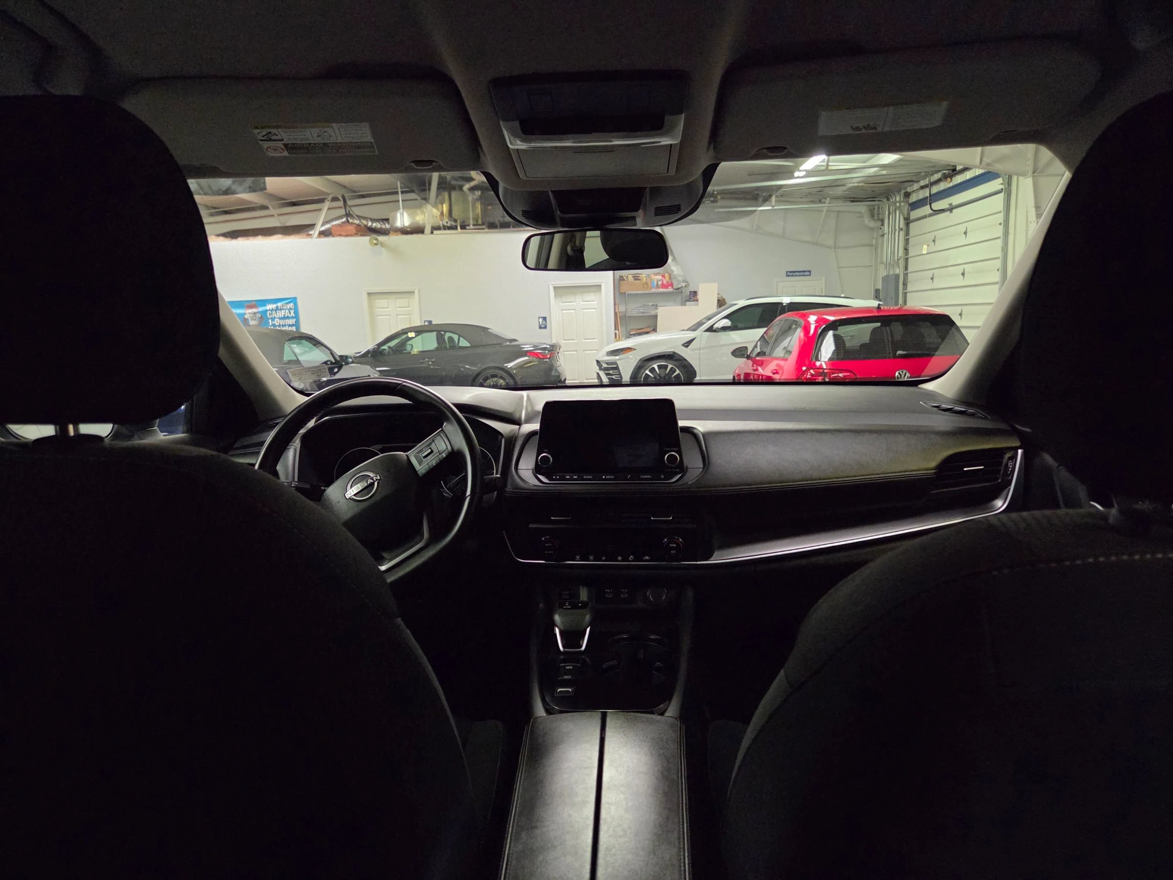 Used 2025 Nissan Rogue SV FWD image 33