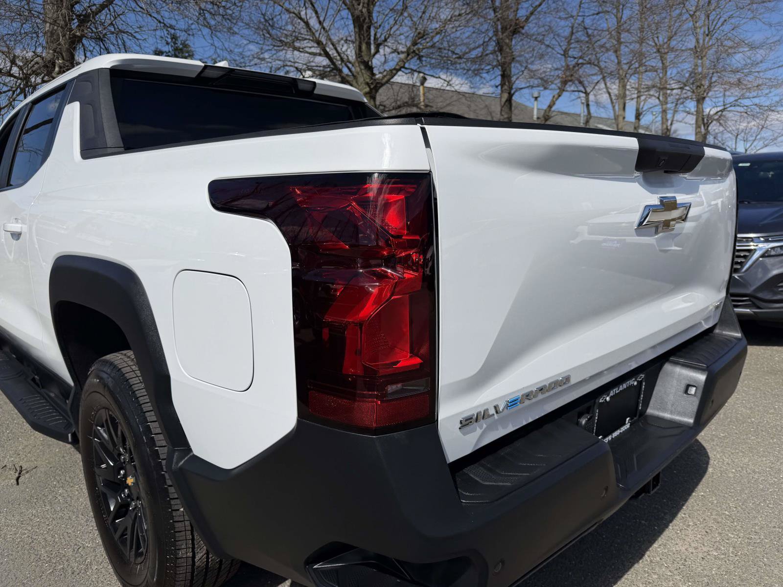 Certified 2024 Chevrolet Silverado EV W/T AWD/4WD image 8