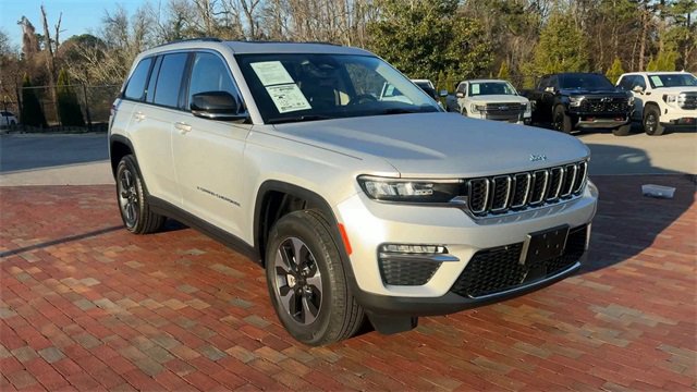 Used 2022 Jeep Grand Cherokee Limited 4xe image 5