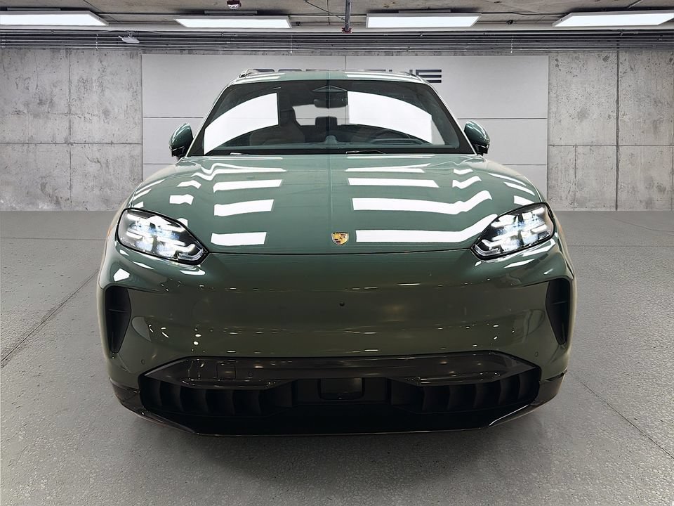 New 2026 Porsche Cayenne Electric AWD/4WD image 6