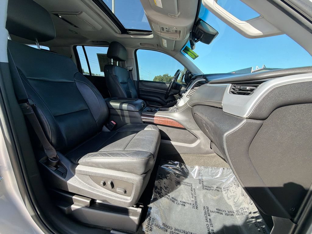 Used 2016 GMC Yukon XL SLT w/ Open Road Package RWD image 12