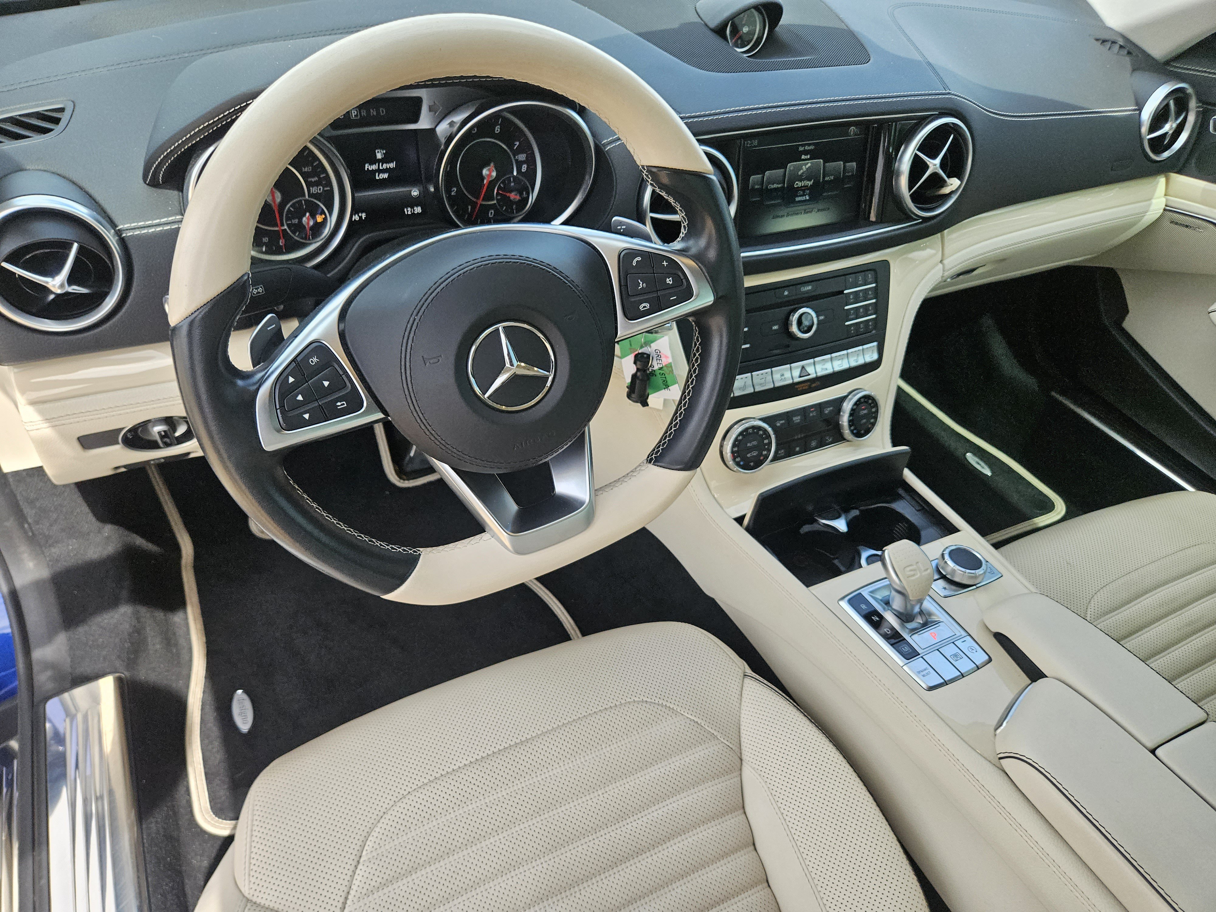 Used 2017 Mercedes-Benz SL 450 image 17
