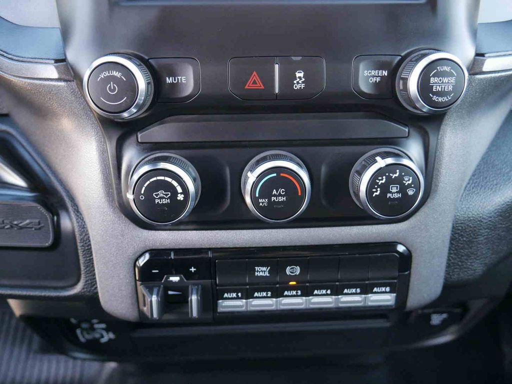 Used 2022 RAM 3500 Tradesman image 36