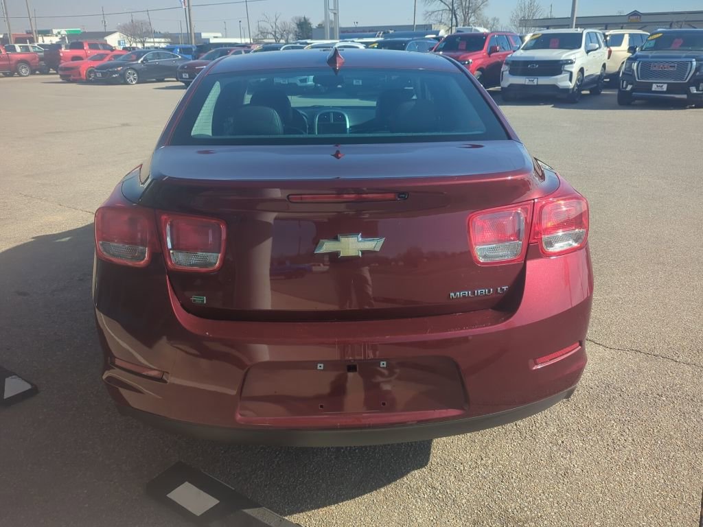 Used 2015 Chevrolet Malibu LT w/ Power Convenience Package image 4