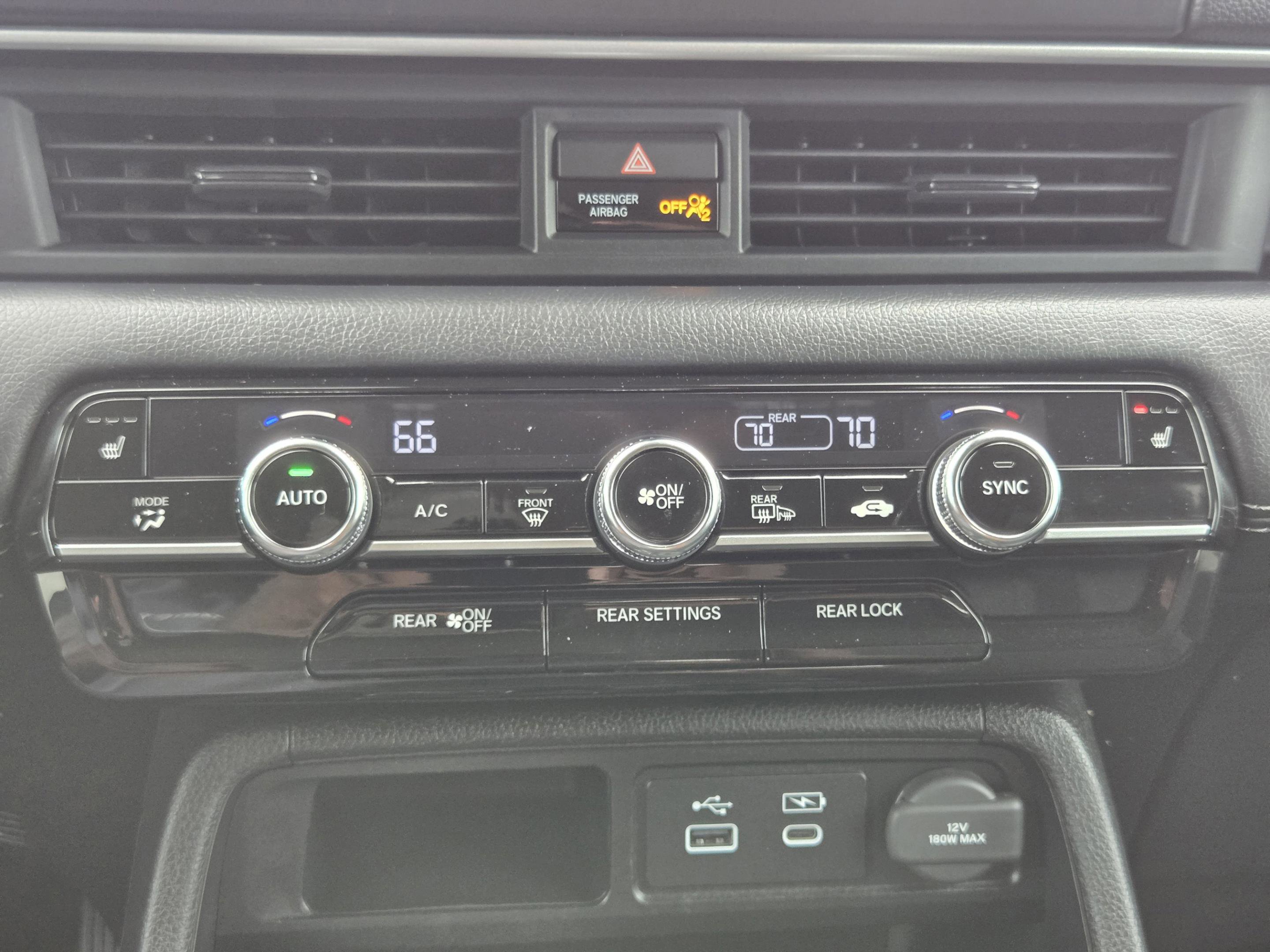 Certified 2024 Honda Pilot Touring image 16