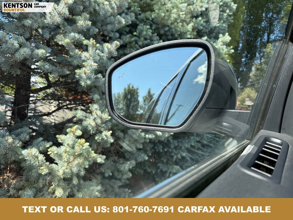 Used 2025 Ford Expedition Max Platinum AWD/4WD image 23