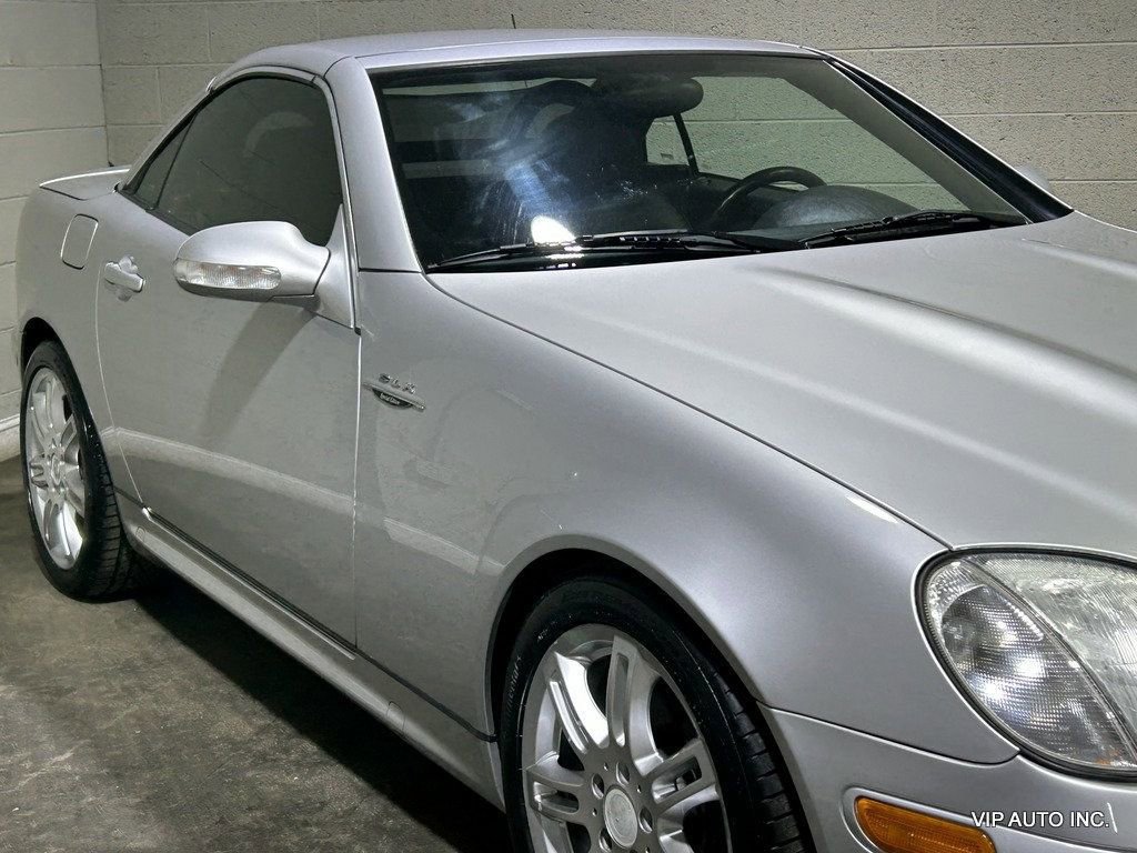 Used 2004 Mercedes-Benz SLK 230 image 9