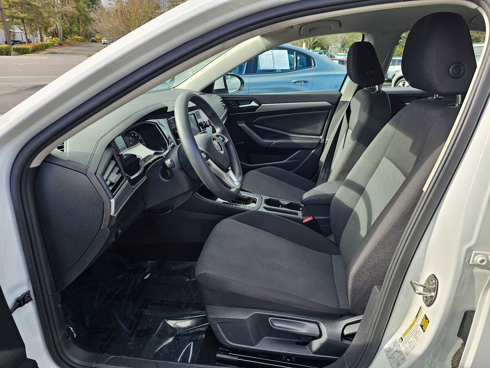 Used 2019 Volkswagen Jetta S w/ Driver Assistance Package image 24