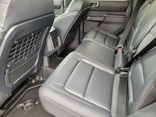 New 2026 Ford Bronco Badlands image 16