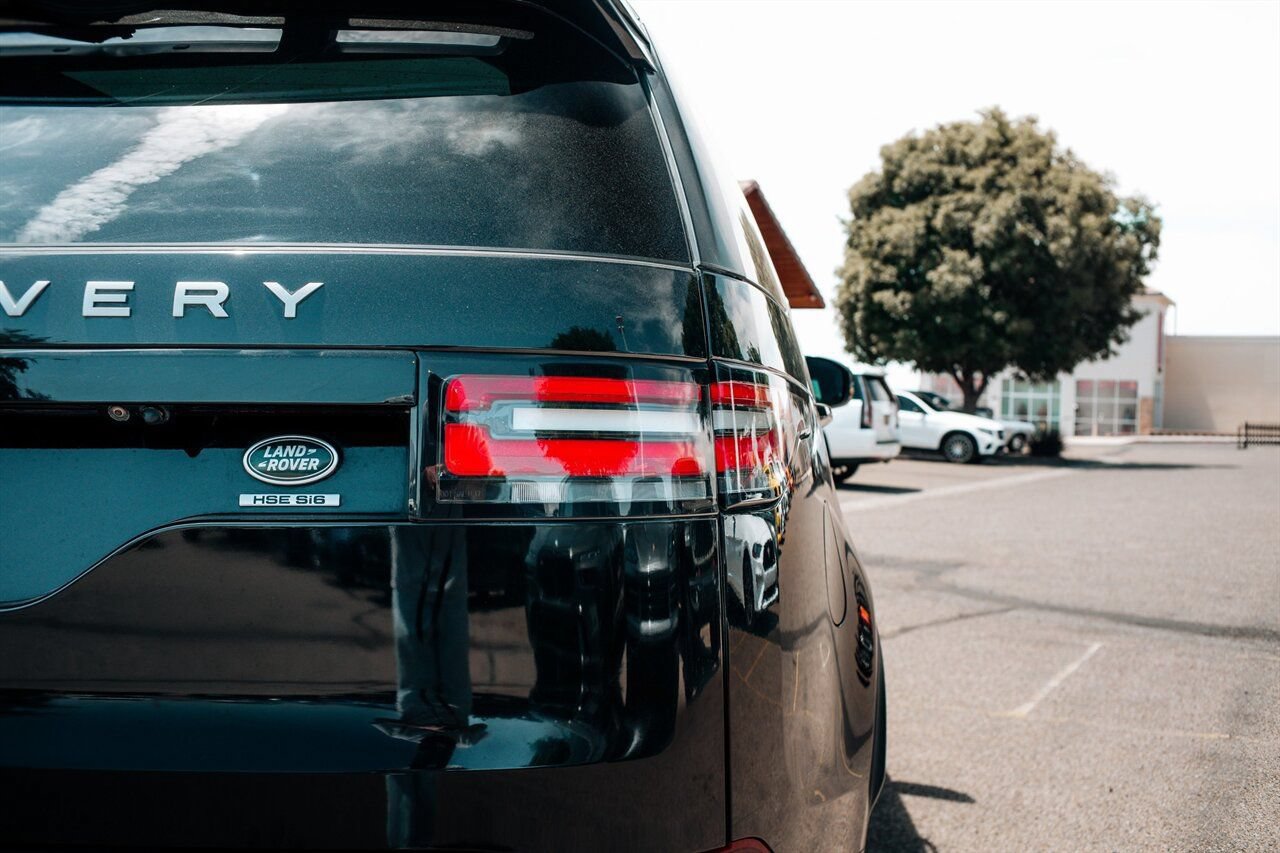 Used 2019 Land Rover Discovery HSE AWD/4WD image 14