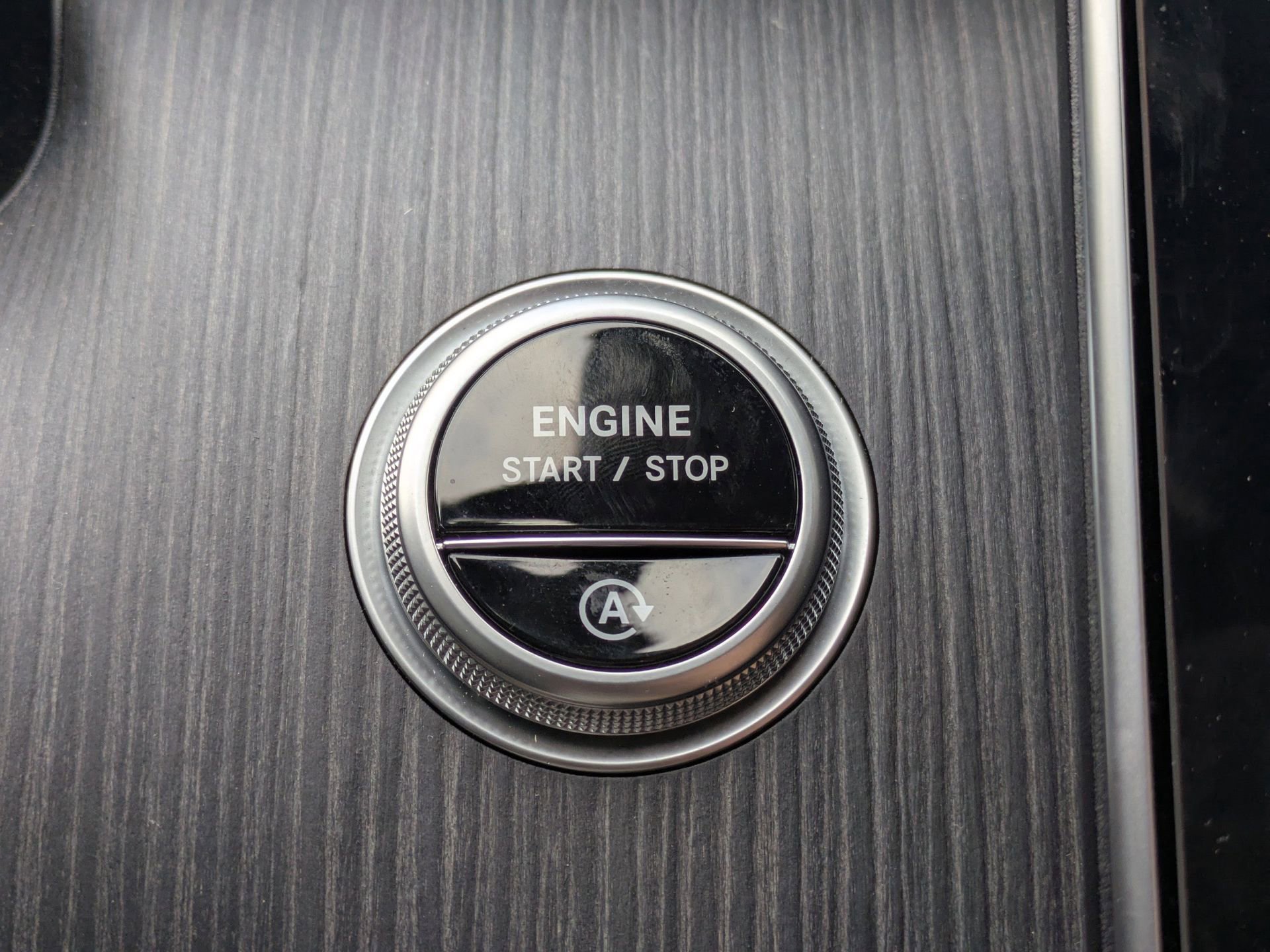 Used 2025 Mercedes-Benz C 300 Sedan image 30