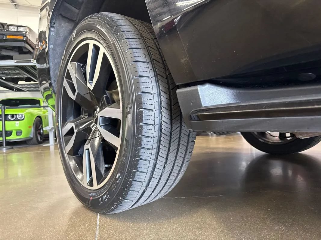 Used 2019 Chevrolet Tahoe Premier AWD/4WD image 29