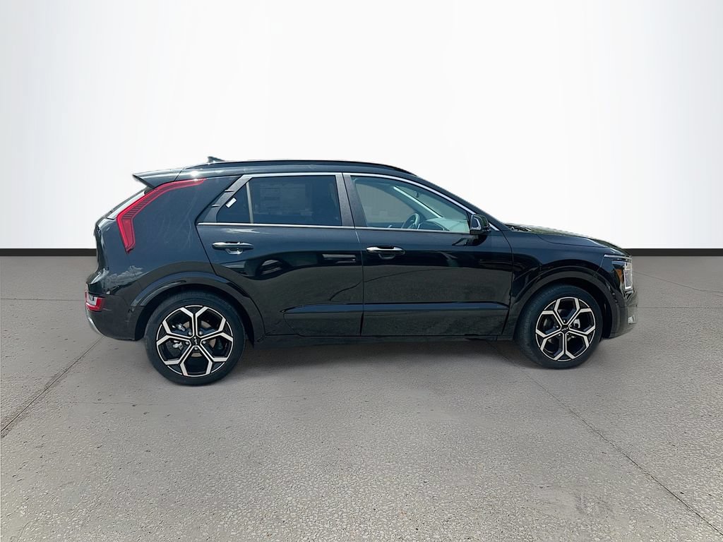 New 2026 Kia Niro SX Touring FWD image 8
