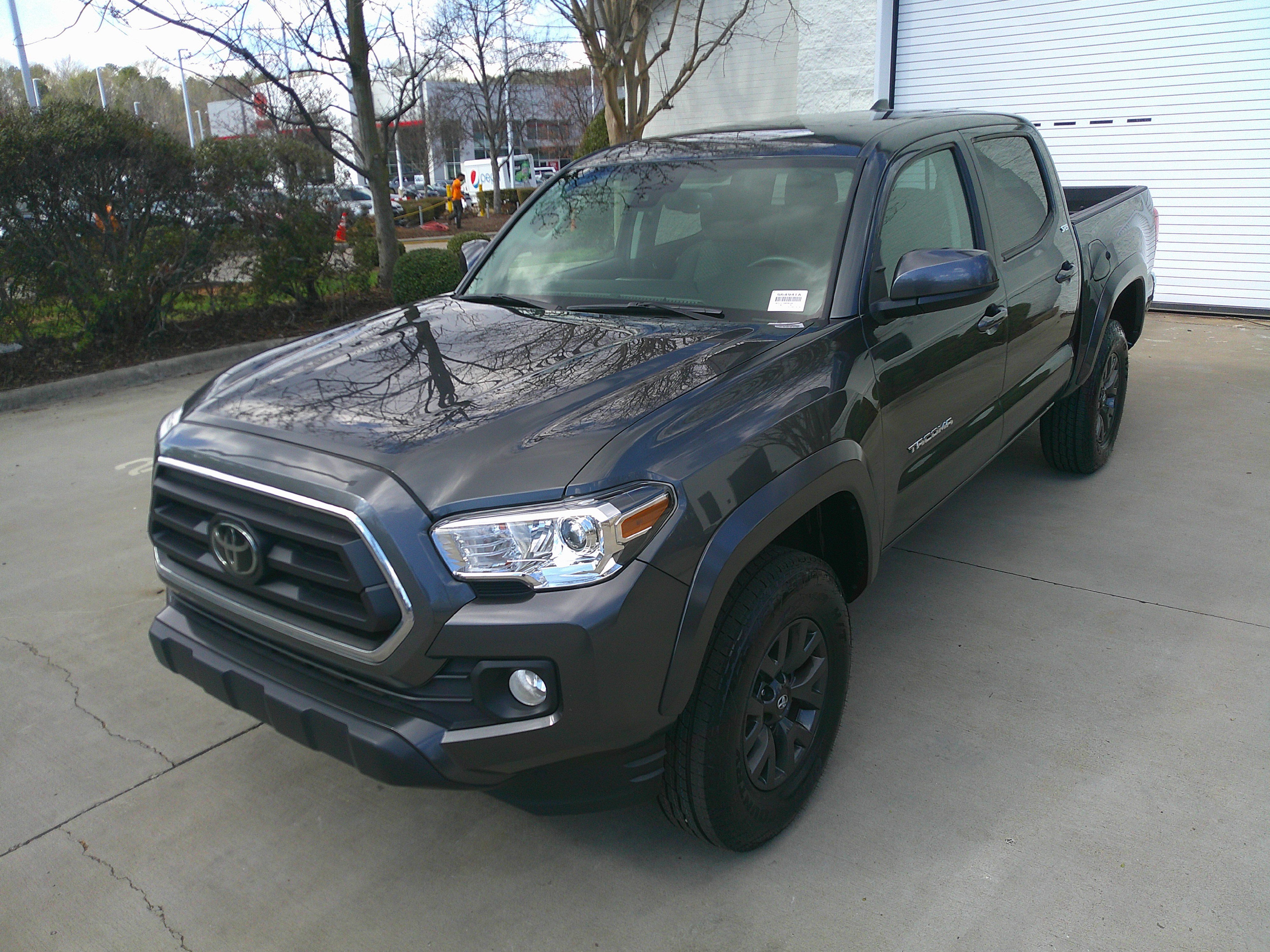 Used 2023 Toyota Tacoma SR5 image 6