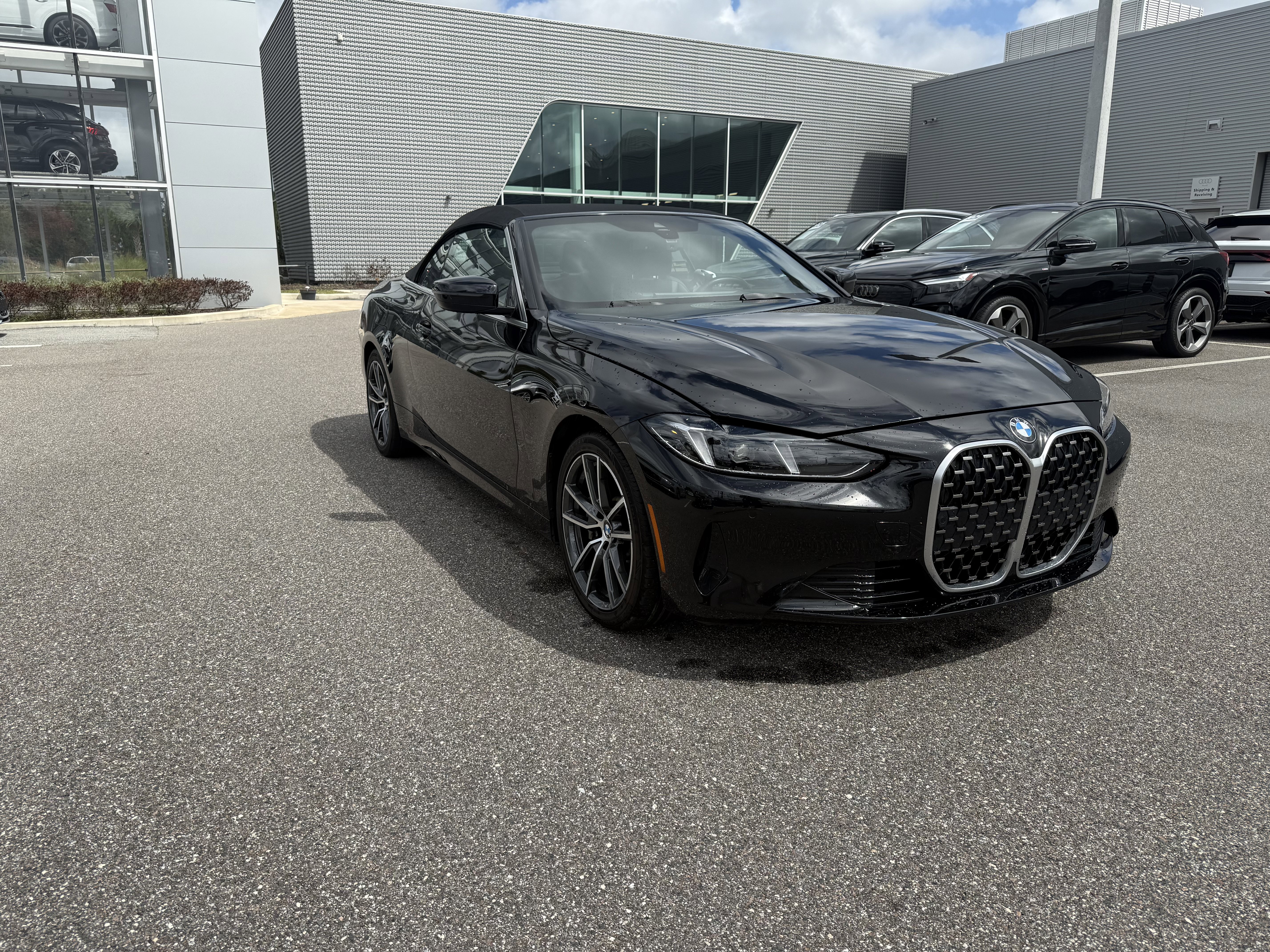 Used 2025 BMW 430i Convertible image 1