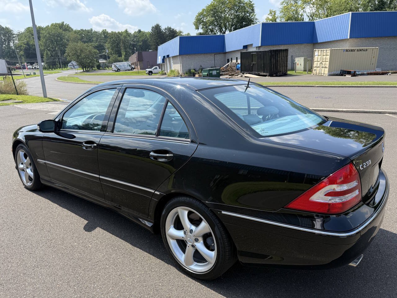Used 2006 Mercedes-Benz C 230 Sedan w/ Sunroof Pkg image 7