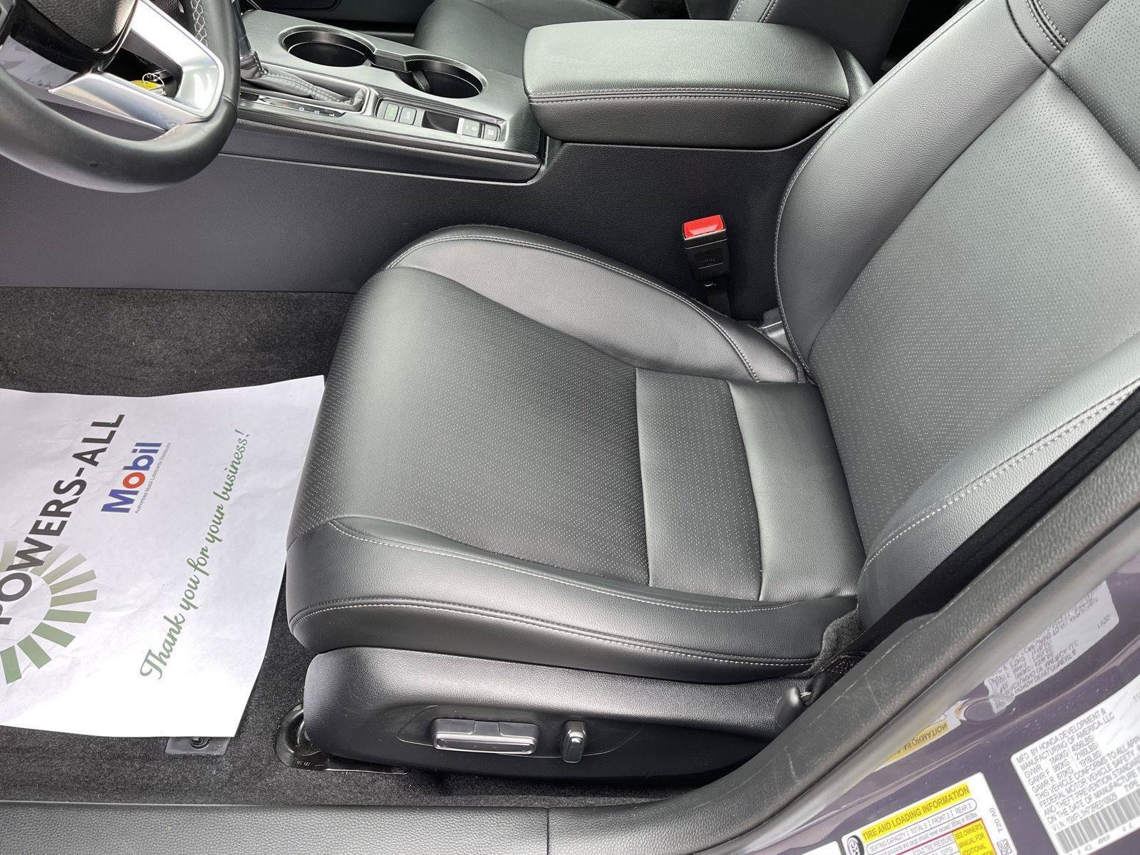 Used 2024 Honda Civic EX-L image 3