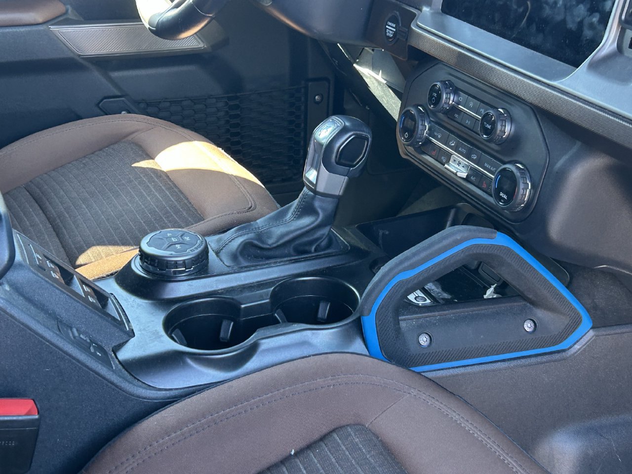 Used 2023 Ford Bronco Outer Banks AWD/4WD image 9
