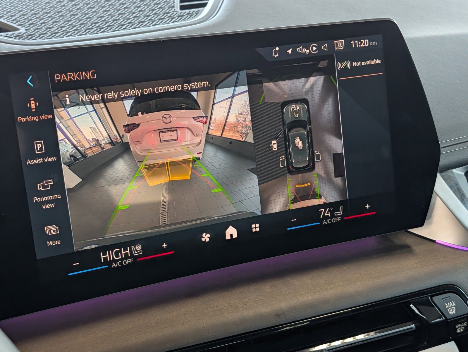 Used 2025 BMW X1 xDrive28i w/ Premium Package image 23