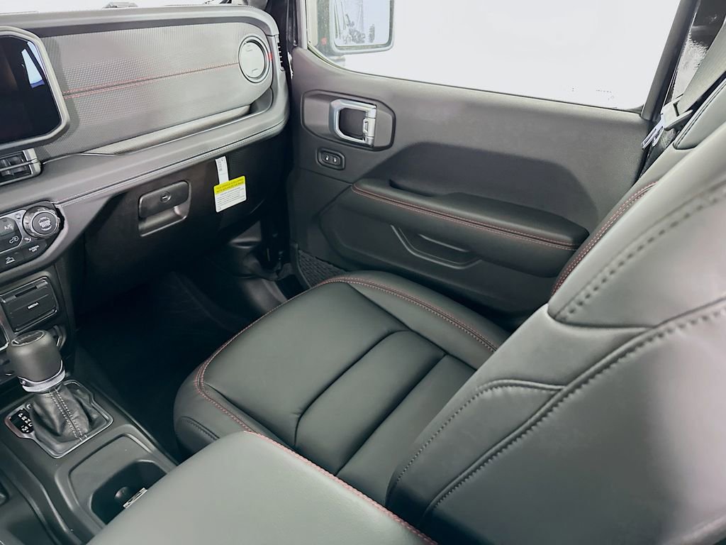 New 2026 Jeep Gladiator Rubicon AWD/4WD image 32