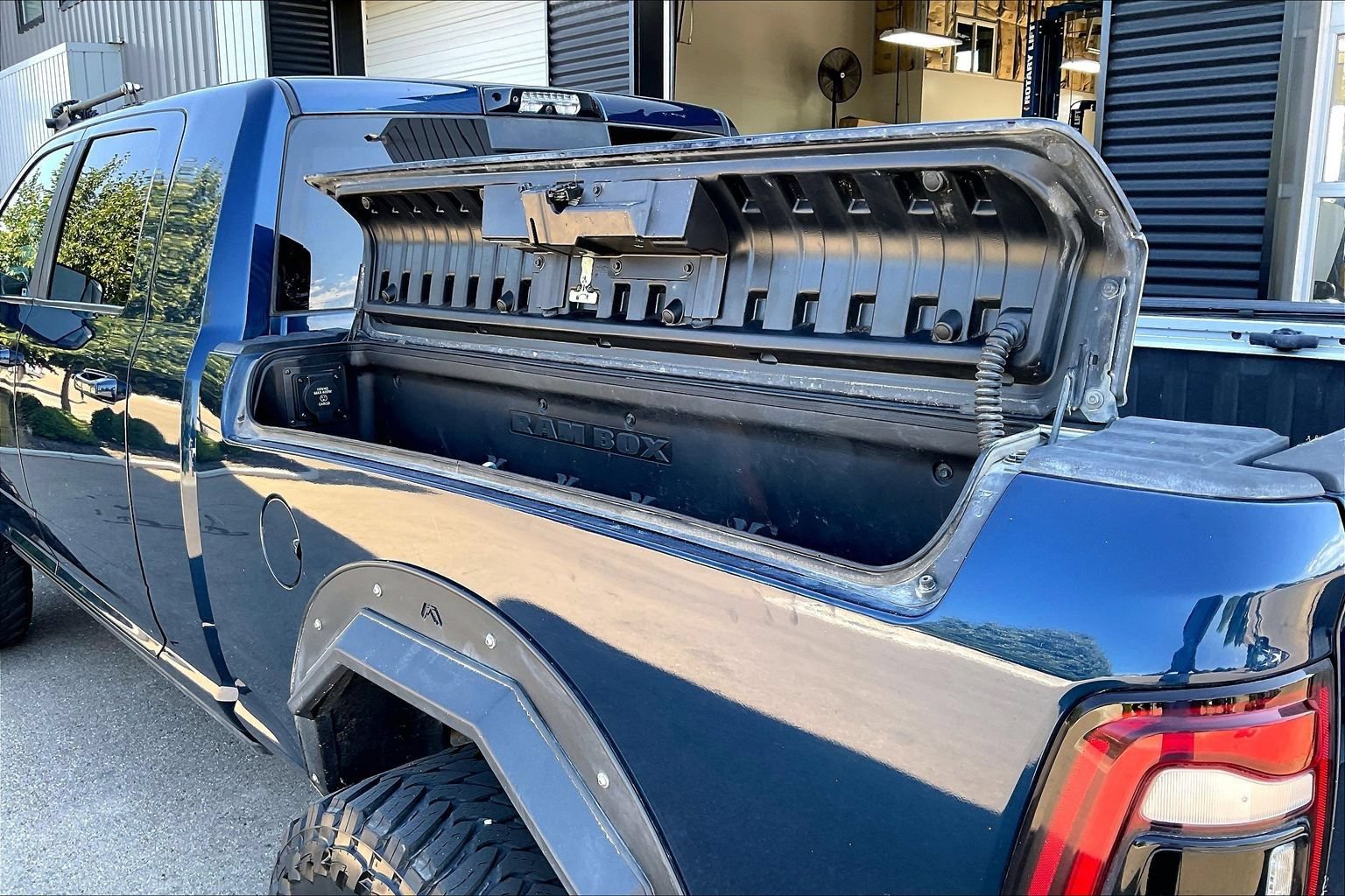 Used 2021 RAM 3500 Laramie AWD/4WD image 30