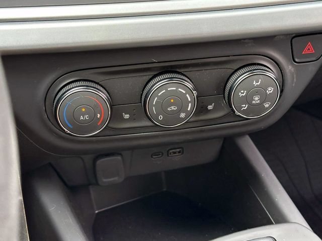 Certified 2024 Chevrolet Trax LS w/ LS Convenience Package FWD image 25