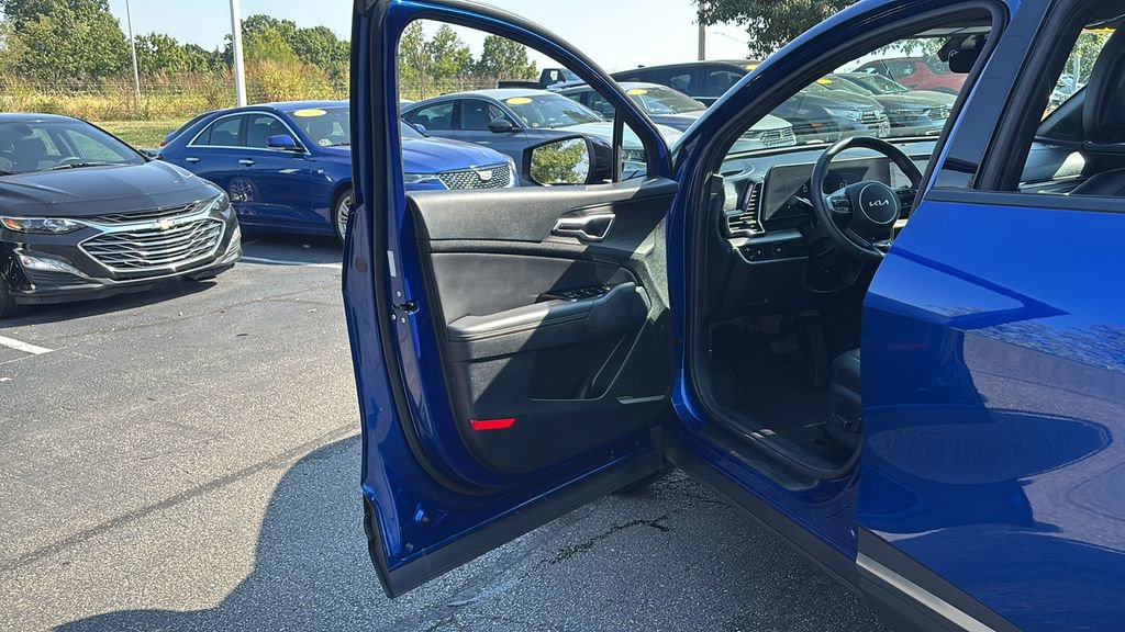 Used 2024 Kia Sportage X-Line w/ X-Line Premium Package image 11