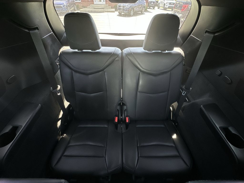 Used 2024 Cadillac XT6 Sport w/ LPO, ONYX Package AWD/4WD image 24