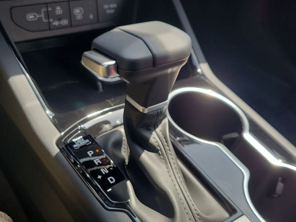 New 2026 Kia K5 GT-Line w/ GT-Line Red Interior Package FWD image 19