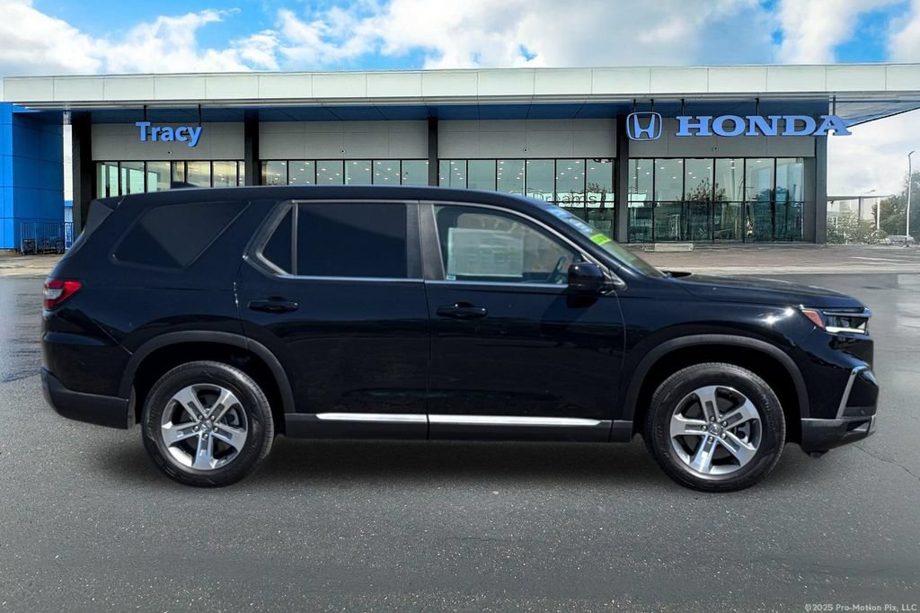 Certified 2024 Honda Pilot EX-L image 4