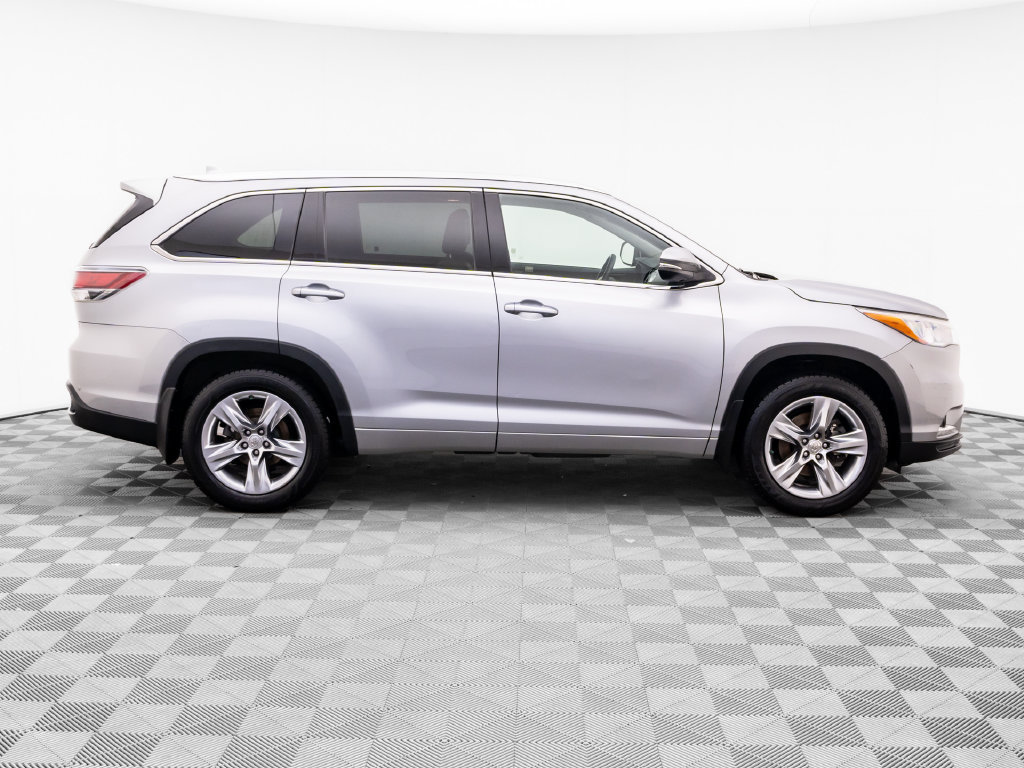 Used 2014 Toyota Highlander Limited AWD/4WD image 8