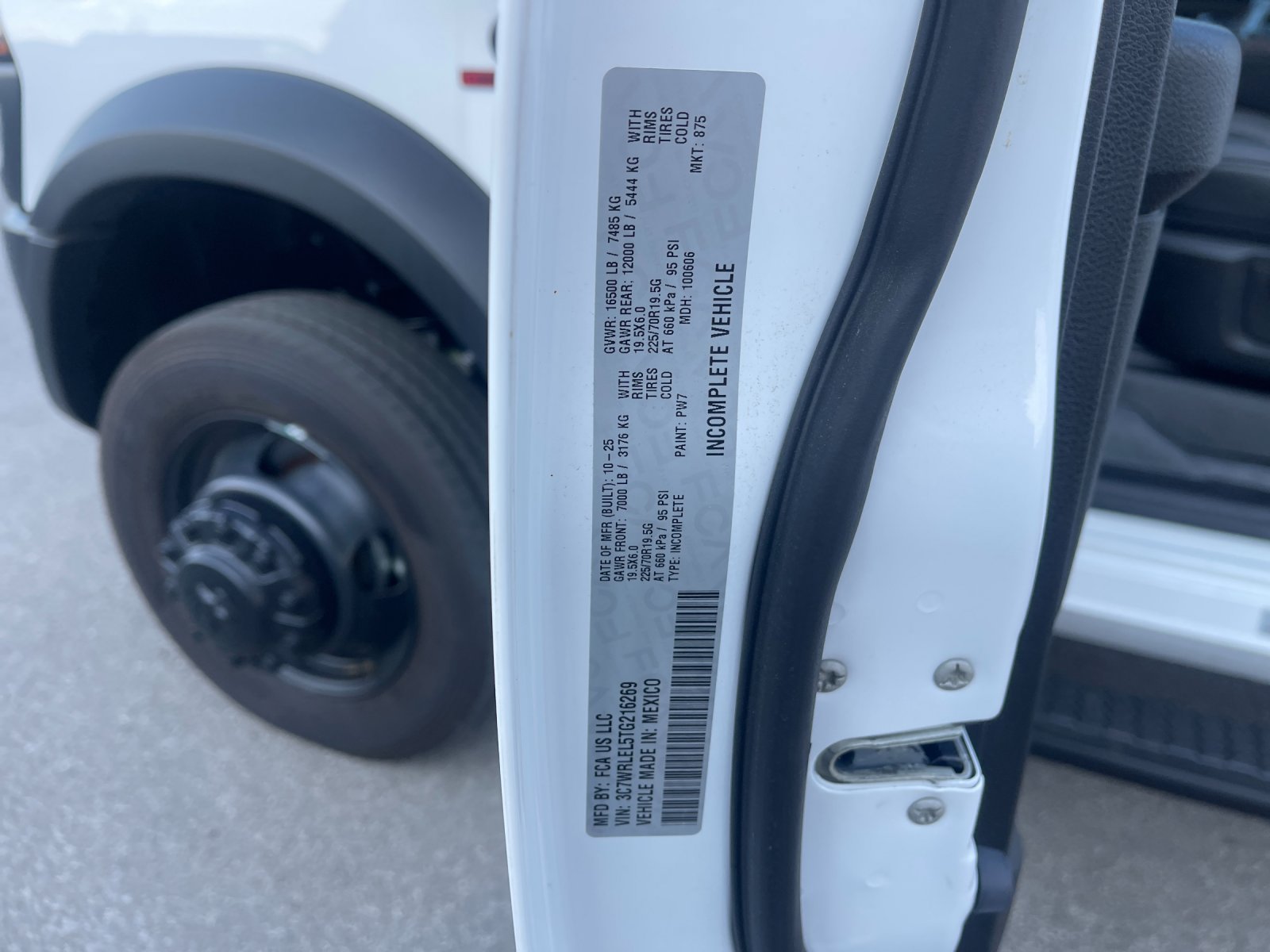 New 2026 RAM 4500 Tradesman AWD/4WD image 31