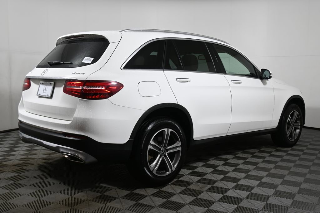 Used 2019 Mercedes-Benz GLC 300 4MATIC image 7